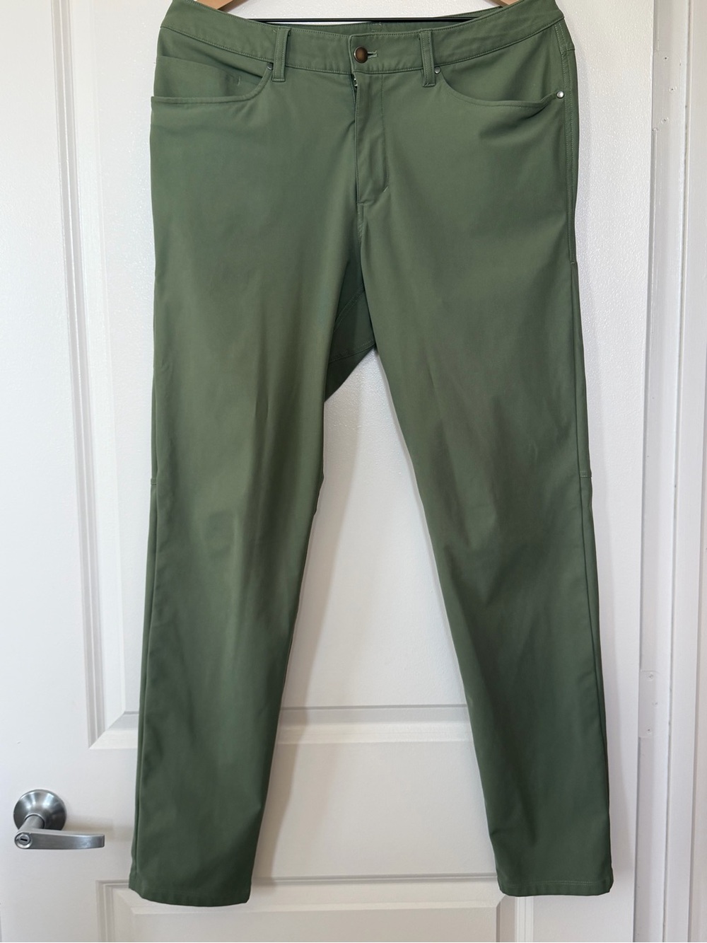 Lululemon Men’s ABC Slim Pants Sz 34x34